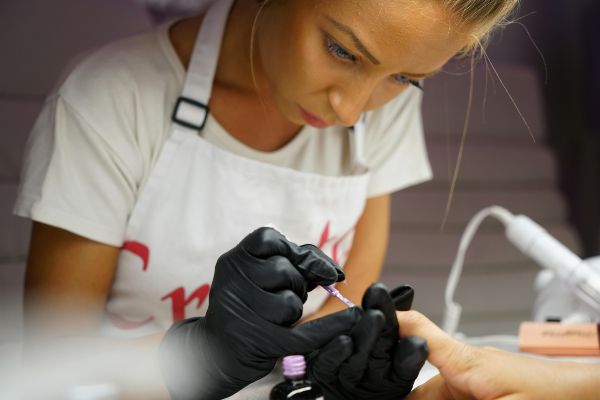 Shellac Removal Without Damage: A Step-by-Step Pro Guide